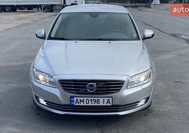 Сірий Вольво S80, об'ємом двигуна 3.2 л та пробігом 369 тис. км за 7500 $, фото 2 на Automoto.ua