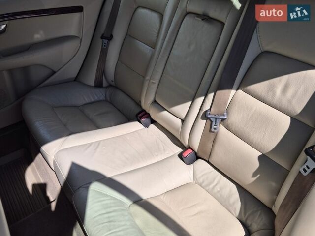 Сірий Вольво S80, об'ємом двигуна 2.4 л та пробігом 296 тис. км за 8500 $, фото 22 на Automoto.ua