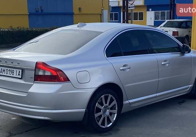 Сірий Вольво S80, об'ємом двигуна 3.2 л та пробігом 369 тис. км за 7500 $, фото 8 на Automoto.ua