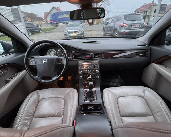 Серый Вольво С80, объемом двигателя 2 л и пробегом 307 тыс. км за 8500 $, фото 47 на Automoto.ua