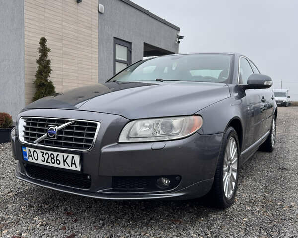 Серый Вольво С80, объемом двигателя 2 л и пробегом 307 тыс. км за 8500 $, фото 1 на Automoto.ua
