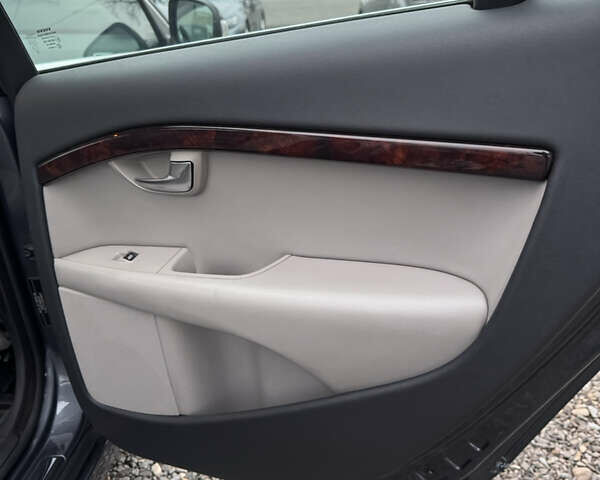 Серый Вольво С80, объемом двигателя 2 л и пробегом 307 тыс. км за 8500 $, фото 22 на Automoto.ua