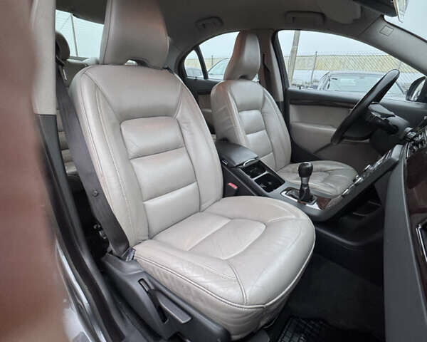 Серый Вольво С80, объемом двигателя 2 л и пробегом 307 тыс. км за 8500 $, фото 31 на Automoto.ua