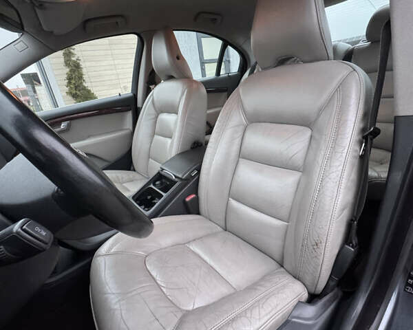 Серый Вольво С80, объемом двигателя 2 л и пробегом 307 тыс. км за 8500 $, фото 32 на Automoto.ua