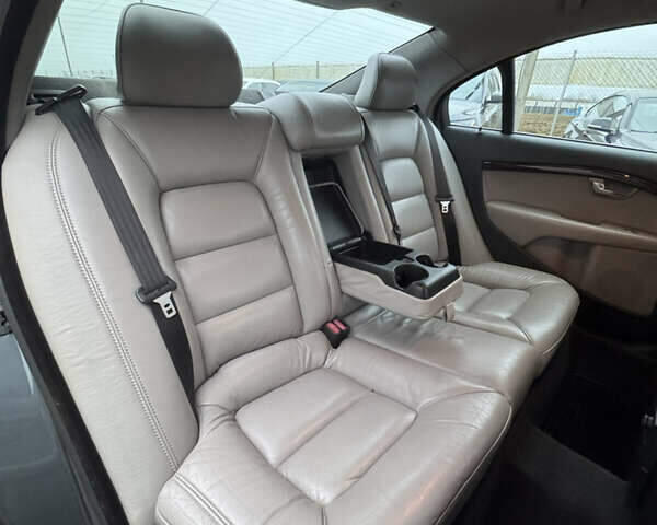 Серый Вольво С80, объемом двигателя 2 л и пробегом 307 тыс. км за 8500 $, фото 30 на Automoto.ua