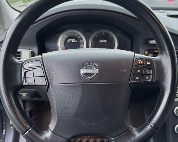 Серый Вольво С80, объемом двигателя 2 л и пробегом 307 тыс. км за 8500 $, фото 33 на Automoto.ua