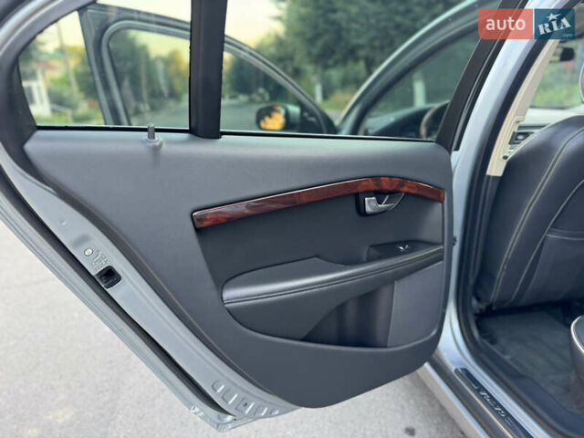 Серый Вольво С80, объемом двигателя 3 л и пробегом 340 тыс. км за 8499 $, фото 28 на Automoto.ua