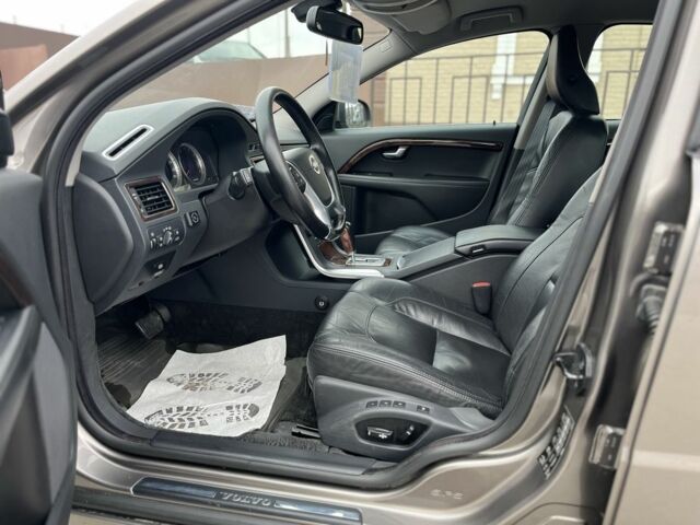 Сірий Вольво S80, об'ємом двигуна 2.5 л та пробігом 207 тис. км за 9700 $, фото 12 на Automoto.ua