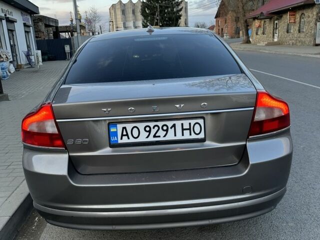 Сірий Вольво S80, об'ємом двигуна 2 л та пробігом 227 тис. км за 9200 $, фото 2 на Automoto.ua