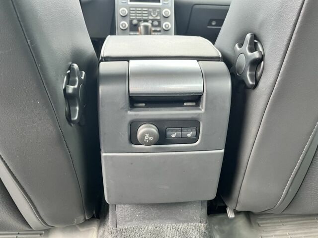 Сірий Вольво S80, об'ємом двигуна 2.5 л та пробігом 207 тис. км за 9700 $, фото 19 на Automoto.ua