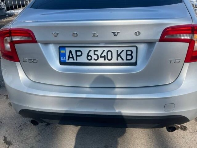 Сірий Вольво S80, об'ємом двигуна 2.4 л та пробігом 225 тис. км за 9300 $, фото 7 на Automoto.ua
