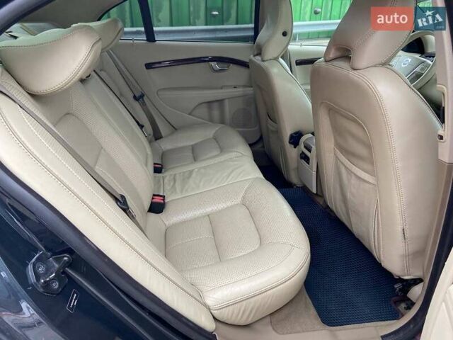 Серый Вольво С80, объемом двигателя 2.95 л и пробегом 150 тыс. км за 13000 $, фото 43 на Automoto.ua