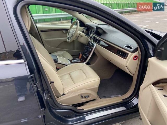 Серый Вольво С80, объемом двигателя 2.95 л и пробегом 150 тыс. км за 13000 $, фото 35 на Automoto.ua