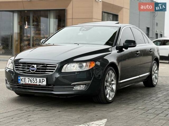 Серый Вольво С80, объемом двигателя 2.4 л и пробегом 106 тыс. км за 17500 $, фото 1 на Automoto.ua