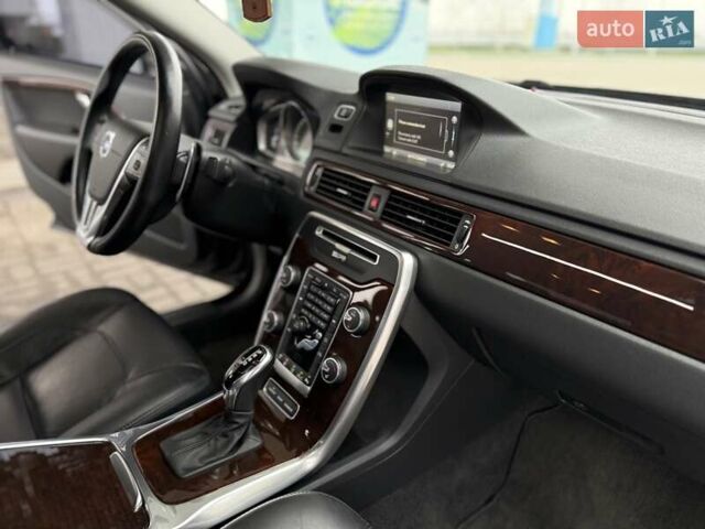 Серый Вольво С80, объемом двигателя 2.4 л и пробегом 106 тыс. км за 17500 $, фото 33 на Automoto.ua