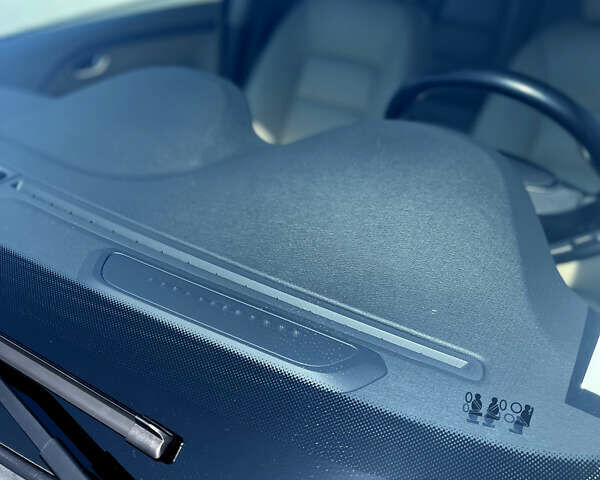 Вольво С80 2014 в Киеве на Automoto.ua Серый Вольво С80, объемом двигателя 2.4 л и пробегом 199 тыс. км за 16461 $, фото 48 на Automoto.ua