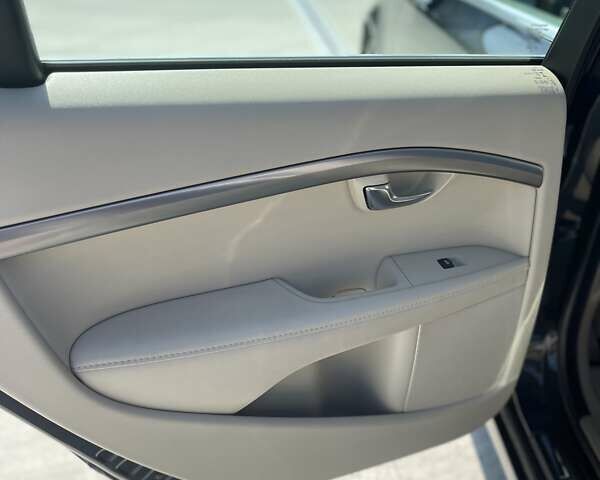 Вольво С80 2014 в Киеве на Automoto.ua Серый Вольво С80, объемом двигателя 2.4 л и пробегом 199 тыс. км за 16461 $, фото 29 на Automoto.ua