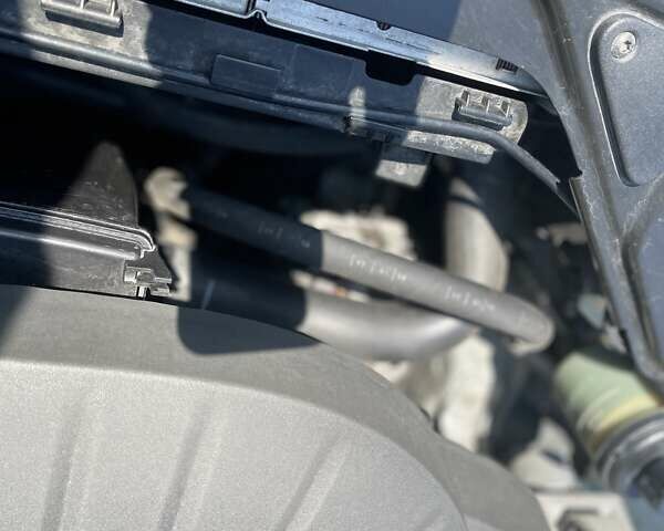 Сірий Вольво S80, об'ємом двигуна 2.4 л та пробігом 199 тис. км за 18230 $, фото 44 на Automoto.ua