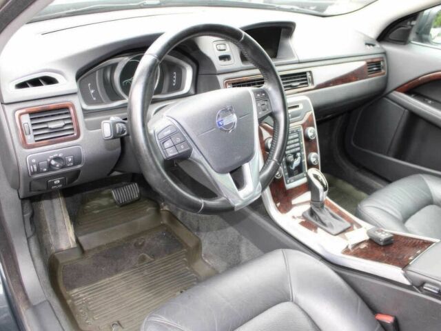 Серый Вольво С80, объемом двигателя 3 л и пробегом 70 тыс. км за 9000 $, фото 5 на Automoto.ua