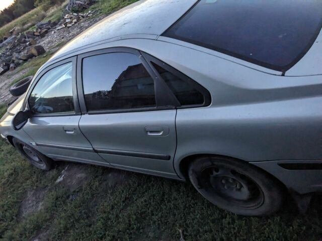 Сірий Вольво S80, об'ємом двигуна 3 л та пробігом 20 тис. км за 2000 $, фото 2 на Automoto.ua