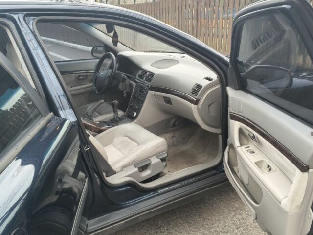 Синій Вольво S80, об'ємом двигуна 2 л та пробігом 260 тис. км за 3800 $, фото 2 на Automoto.ua