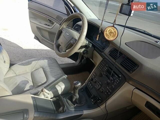 Синий Вольво С80, объемом двигателя 2.4 л и пробегом 462 тыс. км за 4000 $, фото 6 на Automoto.ua