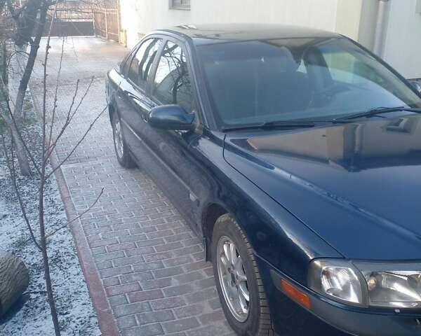 Синий Вольво С80, объемом двигателя 2.4 л и пробегом 150 тыс. км за 5000 $, фото 1 на Automoto.ua