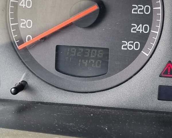 Синий Вольво С80, объемом двигателя 2.9 л и пробегом 192 тыс. км за 4200 $, фото 7 на Automoto.ua
