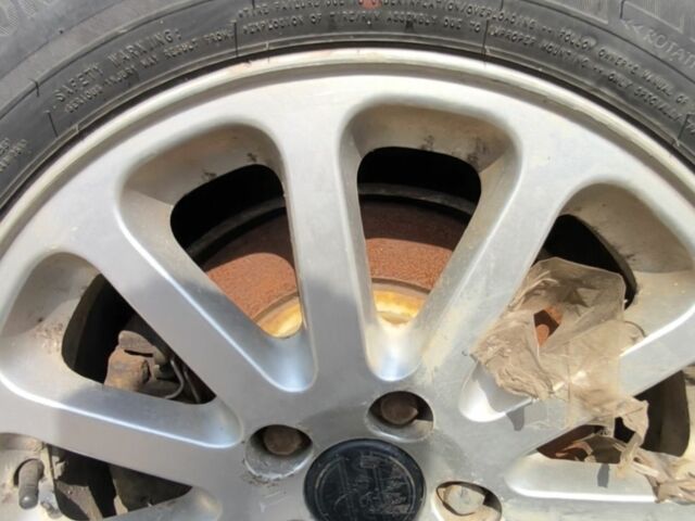 Синий Вольво С80, объемом двигателя 2.4 л и пробегом 369 тыс. км за 2200 $, фото 8 на Automoto.ua