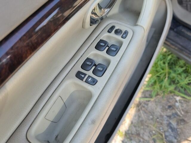 Синий Вольво С80, объемом двигателя 2.4 л и пробегом 369 тыс. км за 2200 $, фото 17 на Automoto.ua