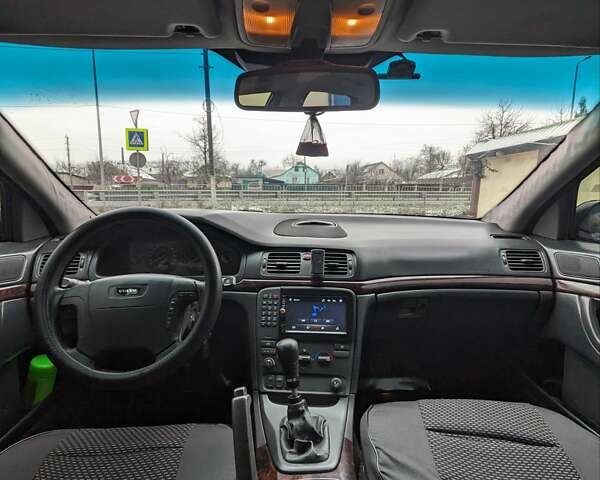 Синий Вольво С80, объемом двигателя 2 л и пробегом 344 тыс. км за 3200 $, фото 10 на Automoto.ua