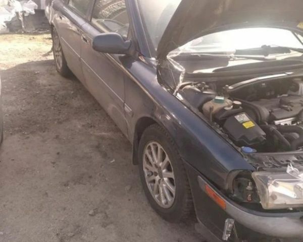 Синій Вольво S80, об'ємом двигуна 24 л та пробігом 369 тис. км за 2500 $, фото 2 на Automoto.ua