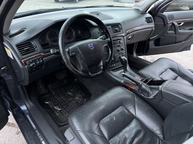 Синій Вольво S80, об'ємом двигуна 2.4 л та пробігом 275 тис. км за 2500 $, фото 11 на Automoto.ua