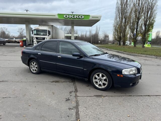 Синій Вольво S80, об'ємом двигуна 2.4 л та пробігом 275 тис. км за 2500 $, фото 1 на Automoto.ua