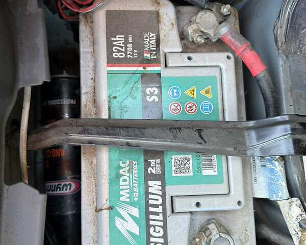 Синій Вольво S80, об'ємом двигуна 2.4 л та пробігом 298 тис. км за 4500 $, фото 33 на Automoto.ua