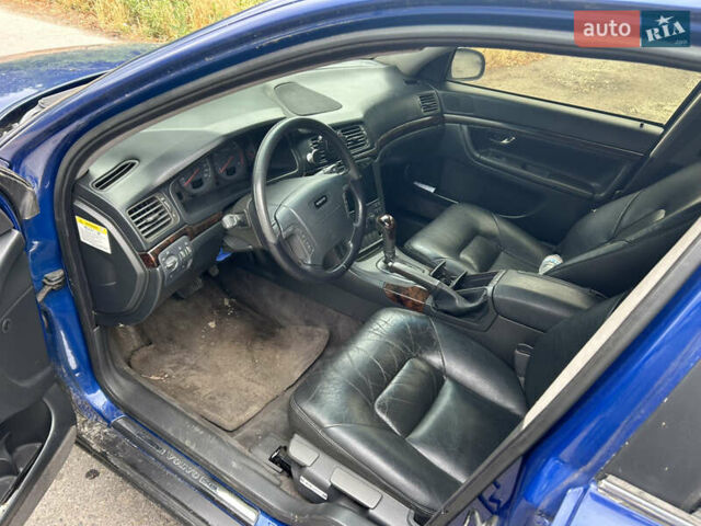 Синій Вольво S80, об'ємом двигуна 2.44 л та пробігом 290 тис. км за 2600 $, фото 8 на Automoto.ua
