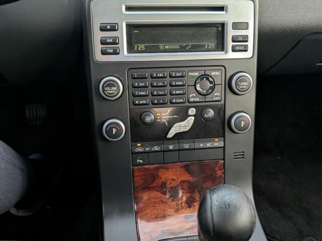 Вольво S80 2008 у Летичеве на Automoto.ua Синій Вольво S80, об'ємом двигуна 2 л та пробігом 321 тис. км за 6343 $, фото 5 на Automoto.ua