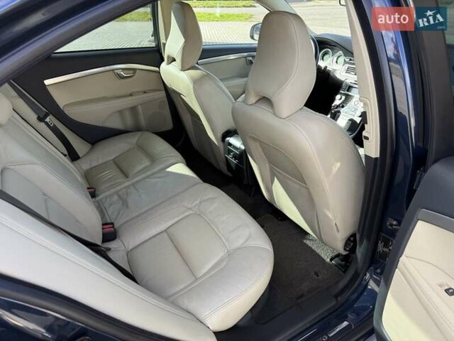 Вольво С80 2010 в Львове на Automoto.ua Синий Вольво С80, объемом двигателя 2.4 л и пробегом 295 тыс. км за 10500 $, фото 35 на Automoto.ua