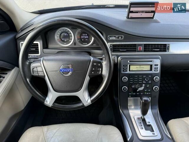 Вольво С80 2010 в Львове на Automoto.ua Синий Вольво С80, объемом двигателя 2.4 л и пробегом 295 тыс. км за 10500 $, фото 41 на Automoto.ua