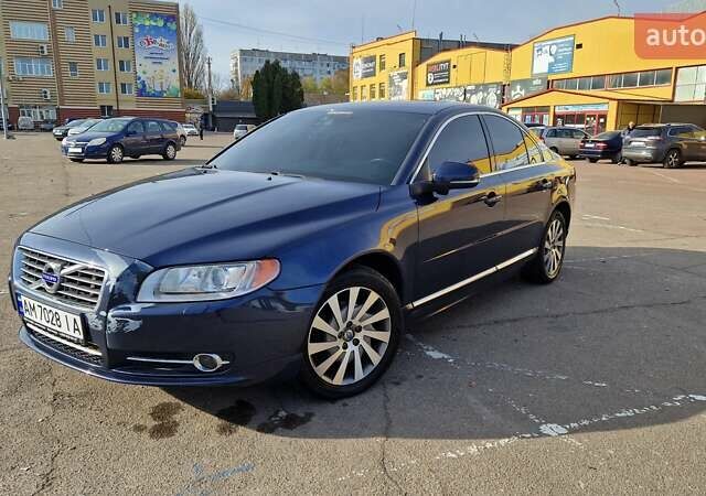 Синий Вольво С80, объемом двигателя 2.4 л и пробегом 182 тыс. км за 14000 $, фото 2 на Automoto.ua