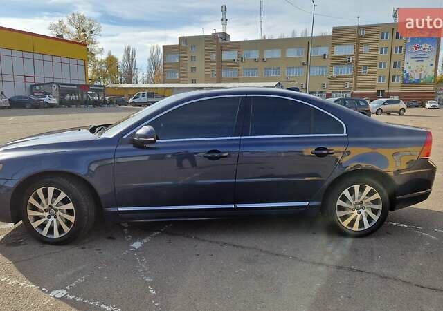 Синий Вольво С80, объемом двигателя 2.4 л и пробегом 182 тыс. км за 14000 $, фото 1 на Automoto.ua