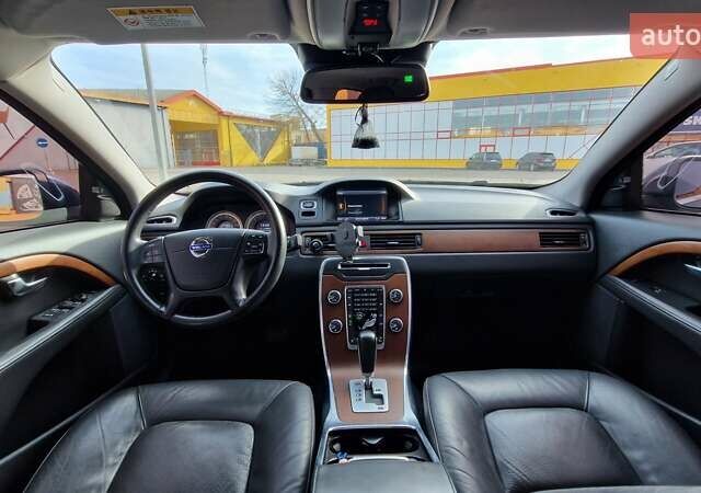 Синий Вольво С80, объемом двигателя 2.4 л и пробегом 182 тыс. км за 14000 $, фото 9 на Automoto.ua