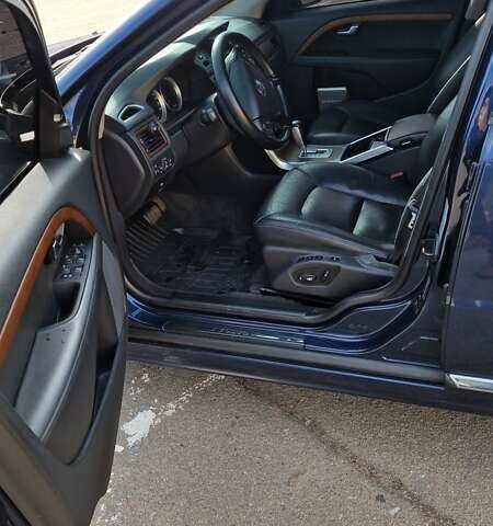 Синий Вольво С80, объемом двигателя 2.4 л и пробегом 182 тыс. км за 14000 $, фото 7 на Automoto.ua