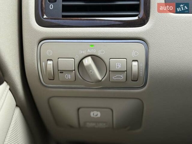 Синий Вольво С80, объемом двигателя 1.98 л и пробегом 255 тыс. км за 10500 $, фото 24 на Automoto.ua