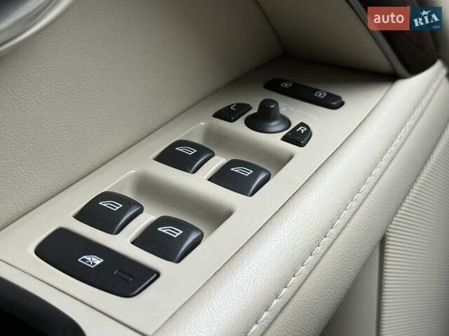 Синий Вольво С80, объемом двигателя 1.98 л и пробегом 255 тыс. км за 10500 $, фото 23 на Automoto.ua