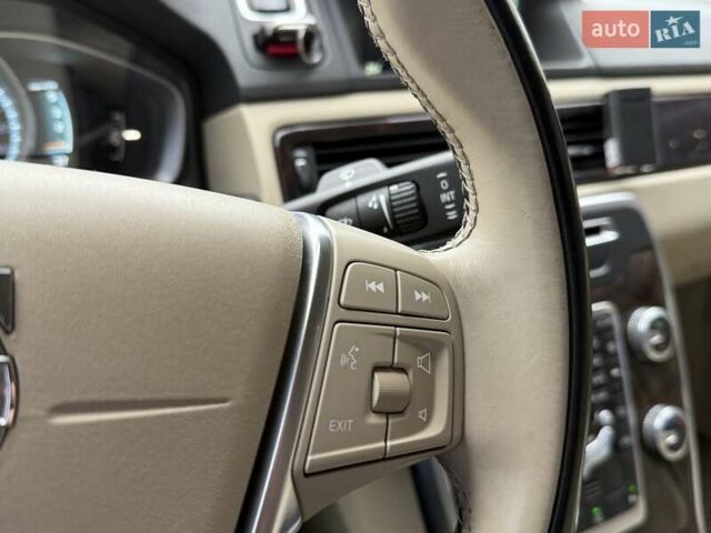 Синий Вольво С80, объемом двигателя 1.98 л и пробегом 255 тыс. км за 10500 $, фото 22 на Automoto.ua