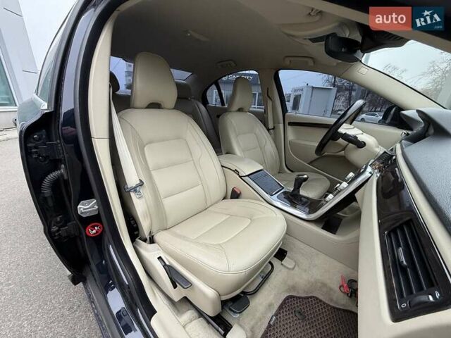 Синий Вольво С80, объемом двигателя 1.98 л и пробегом 255 тыс. км за 10500 $, фото 12 на Automoto.ua