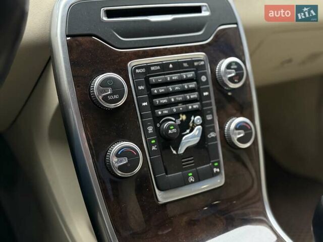 Синий Вольво С80, объемом двигателя 1.98 л и пробегом 255 тыс. км за 10500 $, фото 20 на Automoto.ua