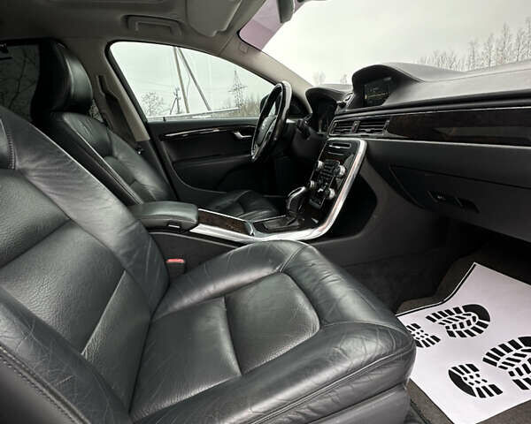 Синий Вольво С80, объемом двигателя 2 л и пробегом 286 тыс. км за 10970 $, фото 18 на Automoto.ua