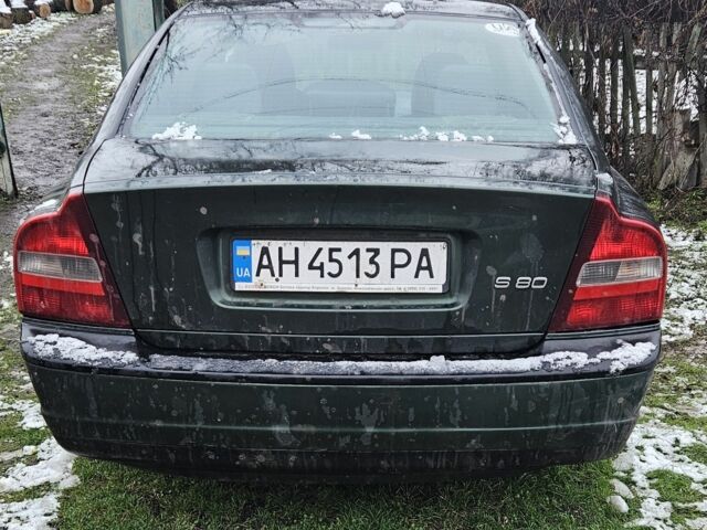 Зеленый Вольво С80, объемом двигателя 2.9 л и пробегом 440 тыс. км за 993 $, фото 4 на Automoto.ua